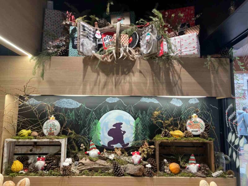 Pio-Pio-Concurso-de-escaparates-Bizkaidendak_02-f5eb3f1c473dffc85dfdb53042d407b4